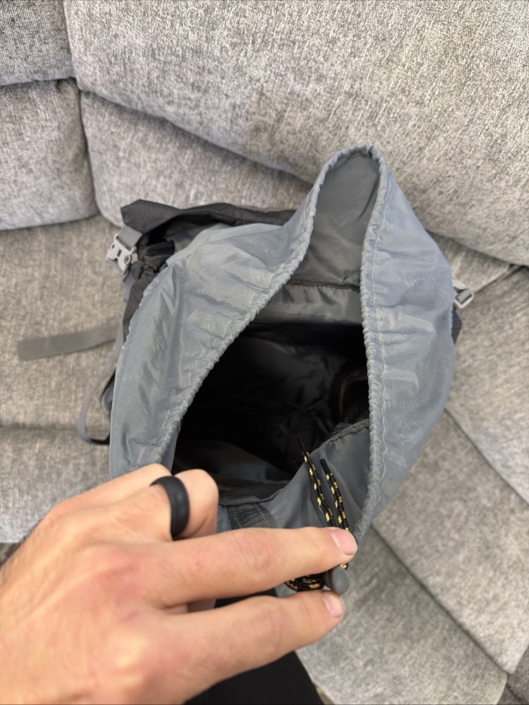 Soilder Blade 60 Electron Hiking Backpack Excellent Condition Adjustable Large