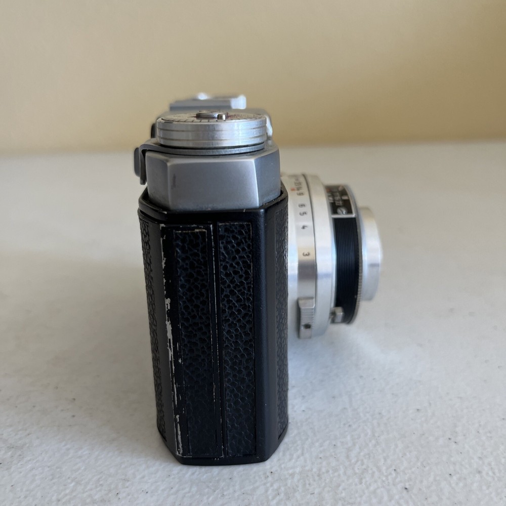 PHOTRIX-TOWER 51 RANGEFINDER 35 MM CAMERA/TESTED!
