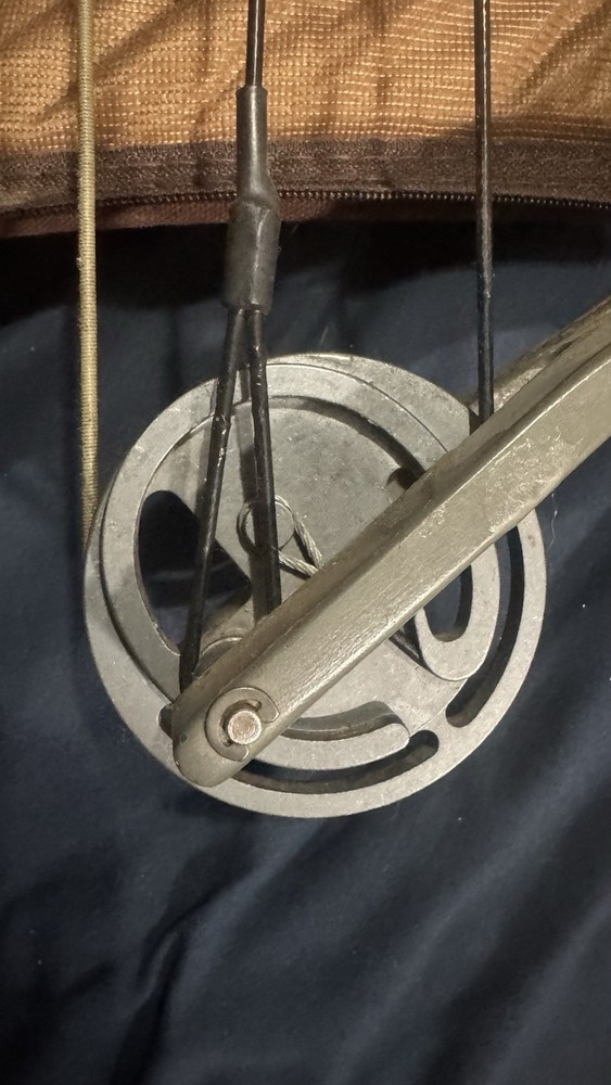 Pearson Spoiler Compound Bow RH 70