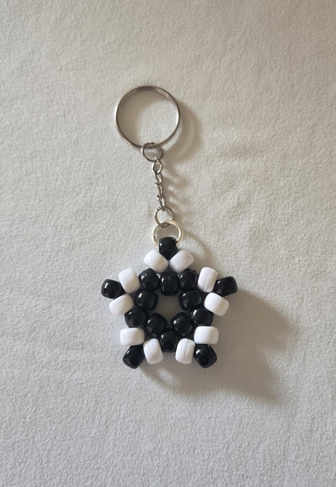 5 Random Kandi Star Keychains