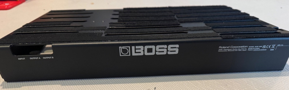PRE-OWNED | Boss BCB-1000 Pedalboard
