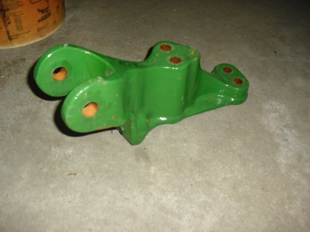 Original John Deere Hitch Stabilizer Bracket SU53724 Right RH