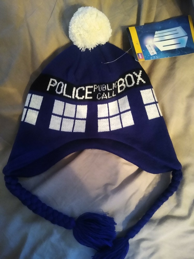 Doctor Who TARDIS Beanie Hat
