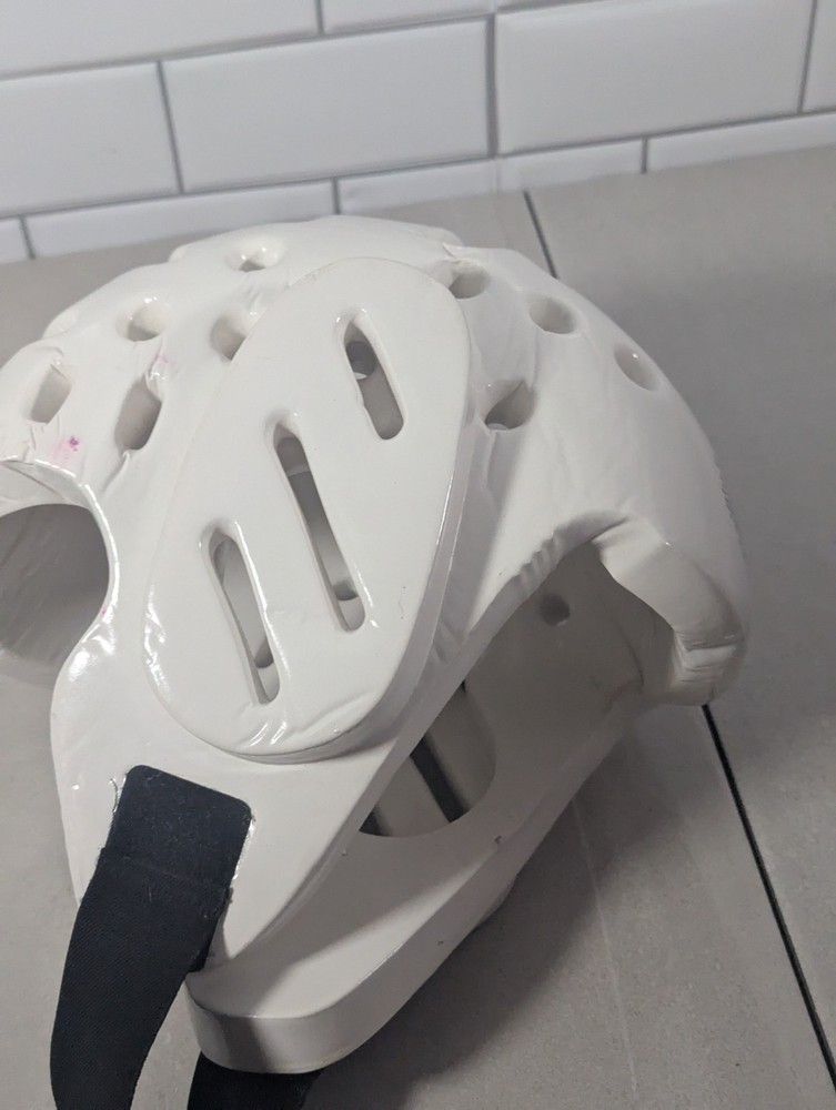 Pro Force Lightning Size Medium Sparring Headgear White