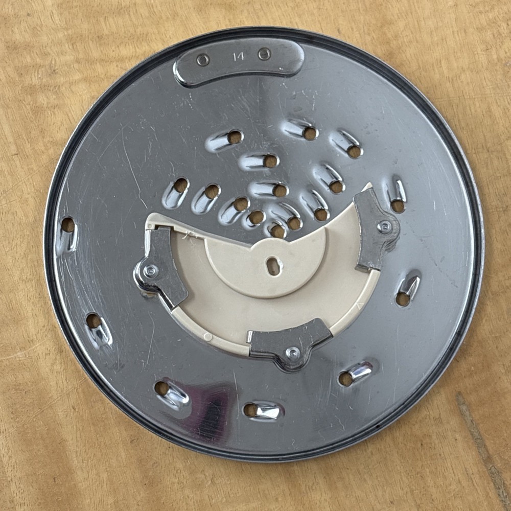Cuisinart Food Processor Medium Shredding Disc DLC-037