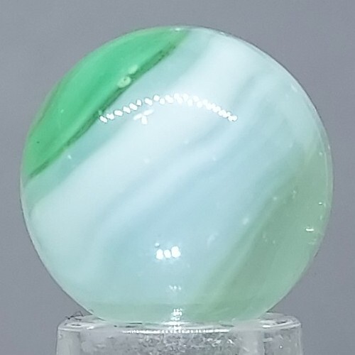 Vintage Vitro Conqueror Marble 5/8 Inch Near-Mint Condition