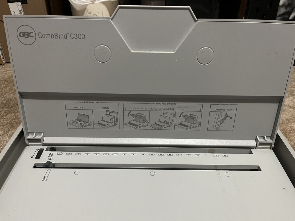 GBC Combbind C300 Binding Machine Plastic Comb