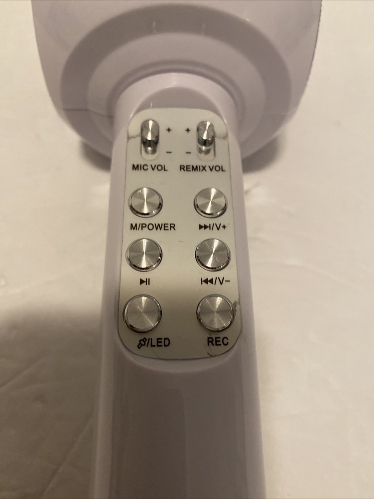 Merkury White Speaker Microphone