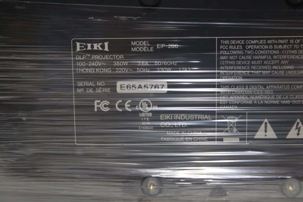 EIKI EIP-200 Projector - For PARTS/REPAIR! UNTESTED POWERS ON THATS IT
