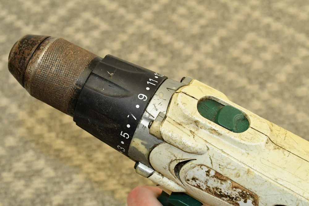 MasterForce 241-0400 18V Drill / Driver Menards Cordless Power Tool