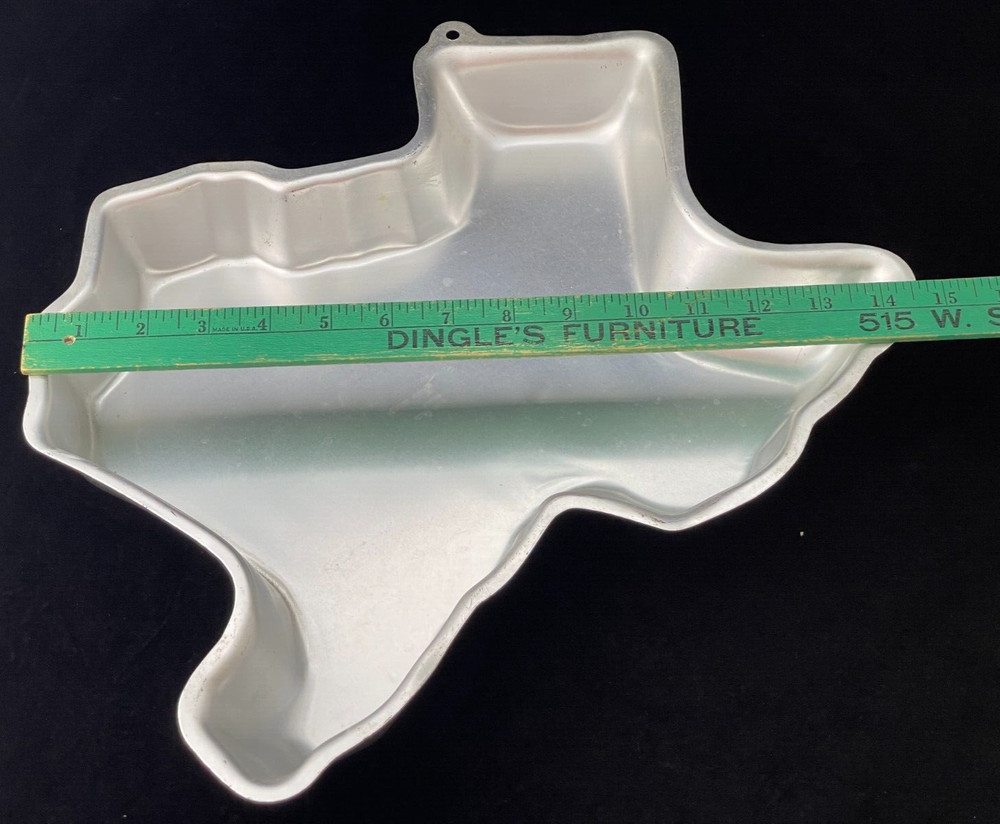 Texas Shaped Cake Pan -1987 Wilton