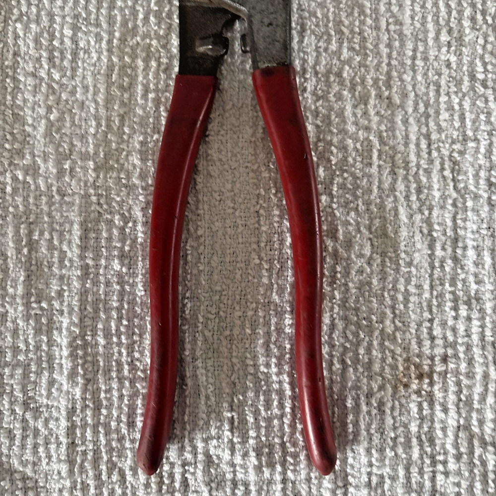 Klein Tools 63050 9-1/2" High Leverage Cable Cutters Pliers