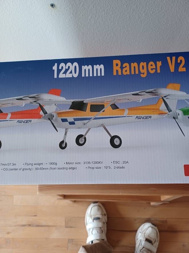 RC plane FMS 1220