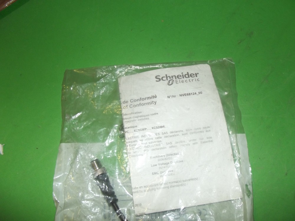 Telemecanique XCS DMC/DMP/DMR Coded magnetic switch