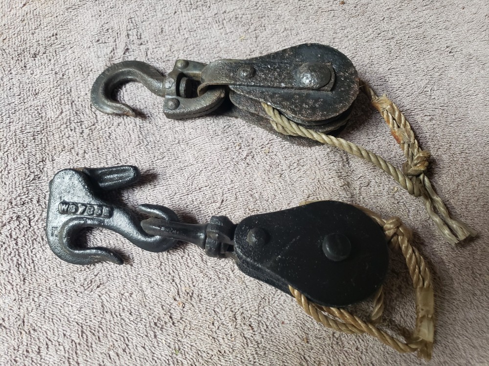 VINTAGE RIGGING PULLEYS