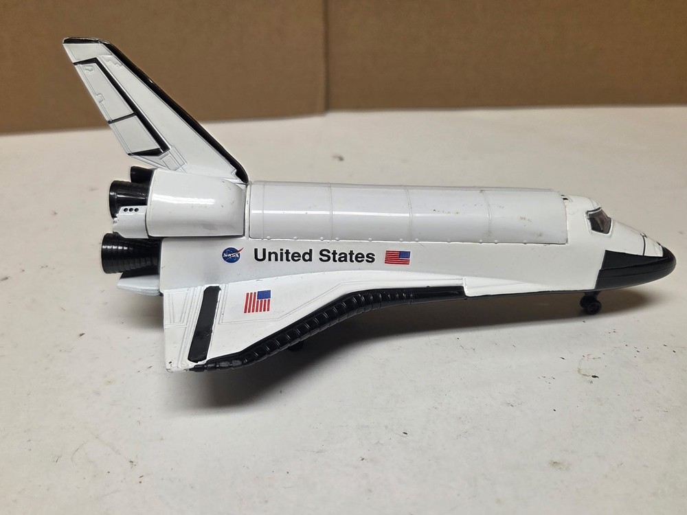 Realtoy NASA Space Shuttle
