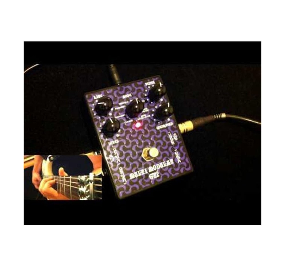 GT2 Multi-Modulation Guitar Effects Pedal -8 Modulation Modes including speci...