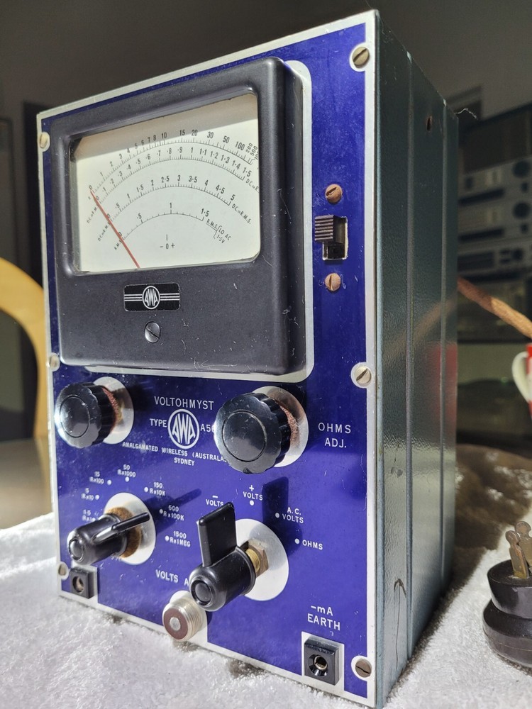 AWA Voltohmyst Type A56010