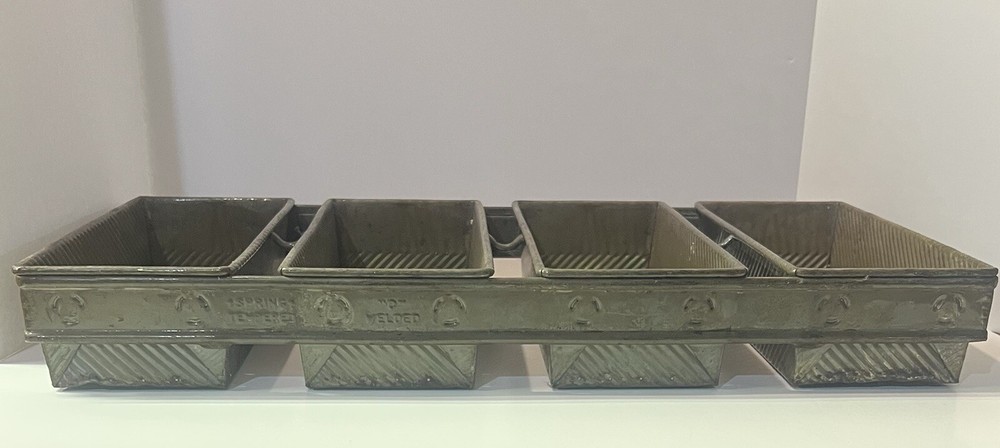 Vintage Bakery Four Loaf Pan By Ecko, Good Condition