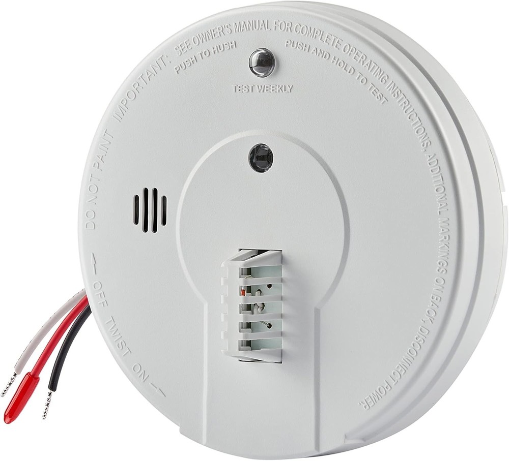 Hardwired Heat Detector with Battery Backup