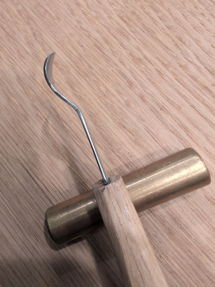 Original Denny #7L Bent Hook Carving Tool