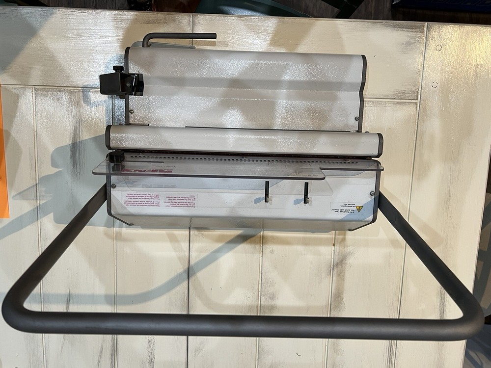 Renz SPB 360 Manual 4:1 Coil/Spiral Notebook Binding Machine Working