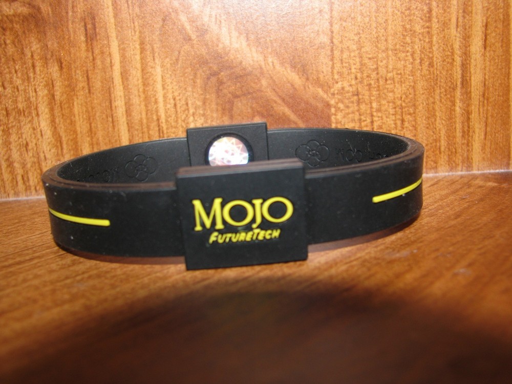 8" Mojo Holographic Wristband BLACK / YELLOW