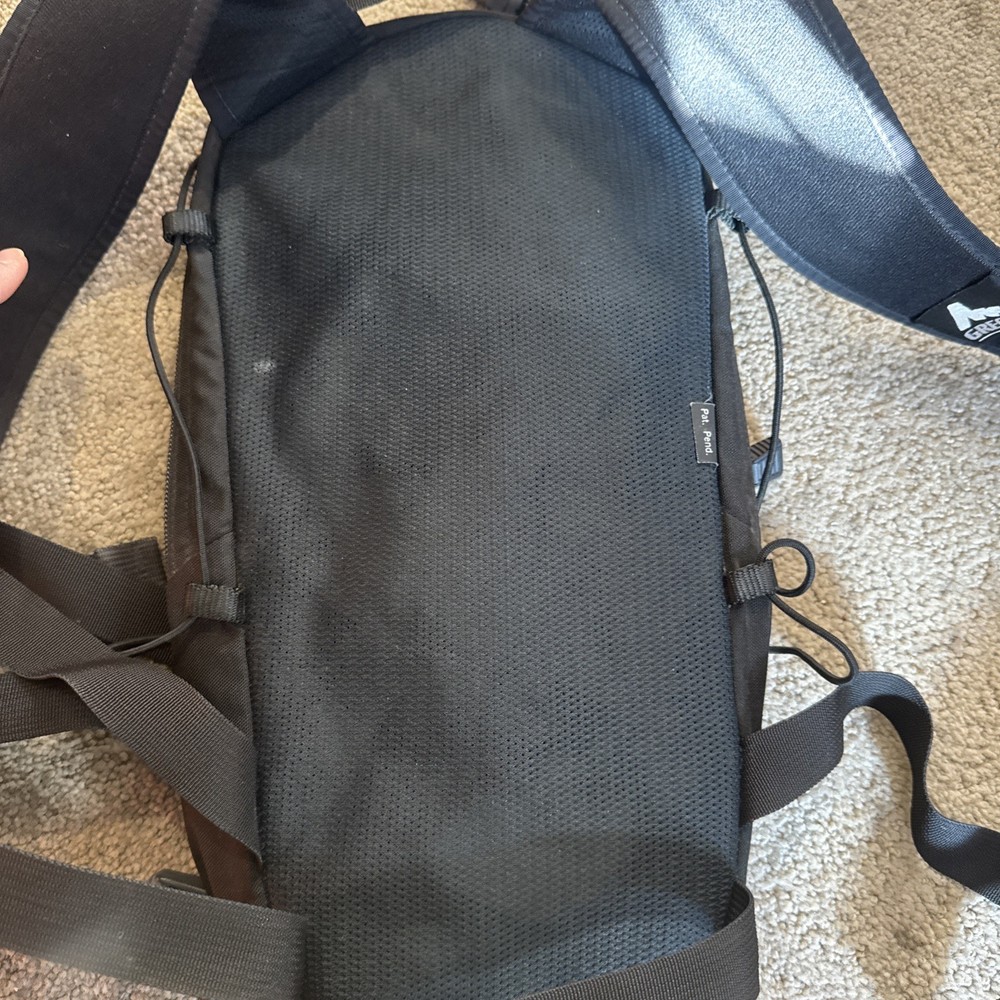 Gregory Mirage Daypack Hiking Backpack Red/Black Small