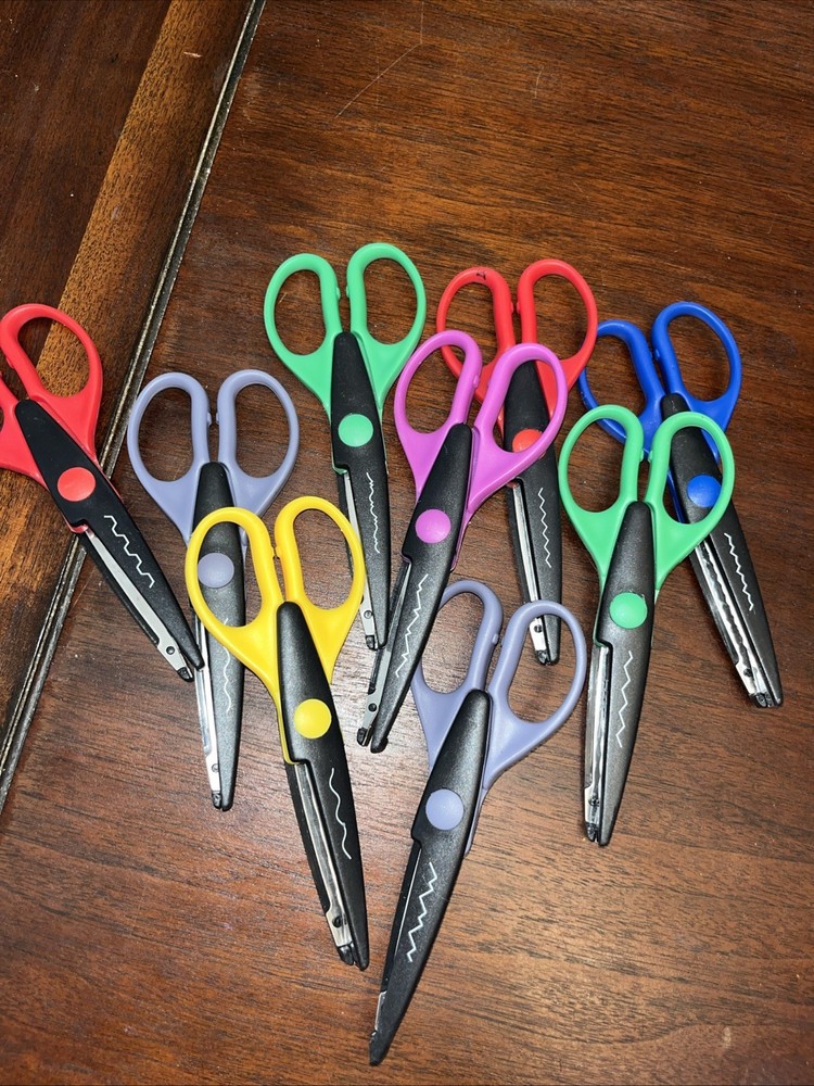 Set Of Nine Decorative Edge Scrapbooking Scissors