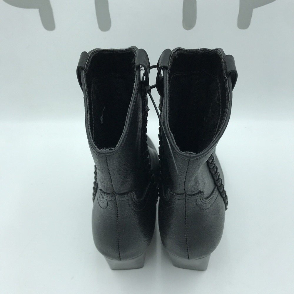 DV Dolce Vita Women's Kellar Western Ankle Boot