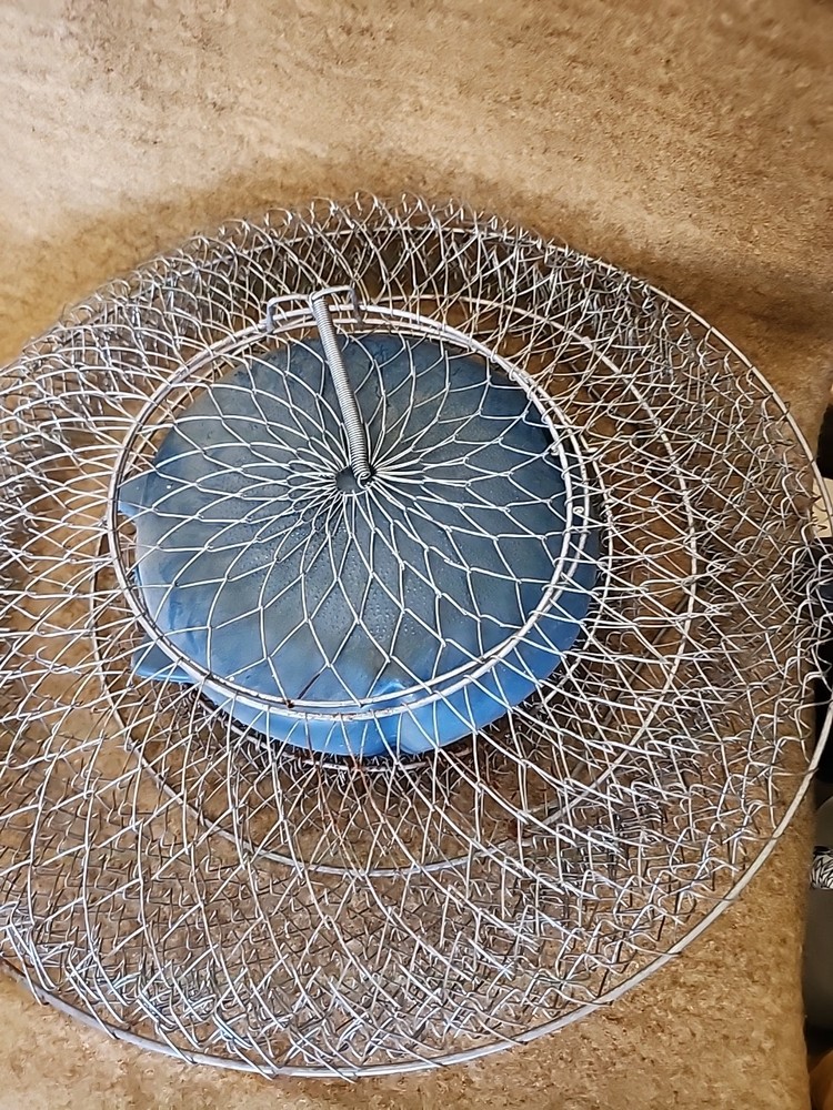 Kufa Floatable Galvanized Steel Wire Fish Basket