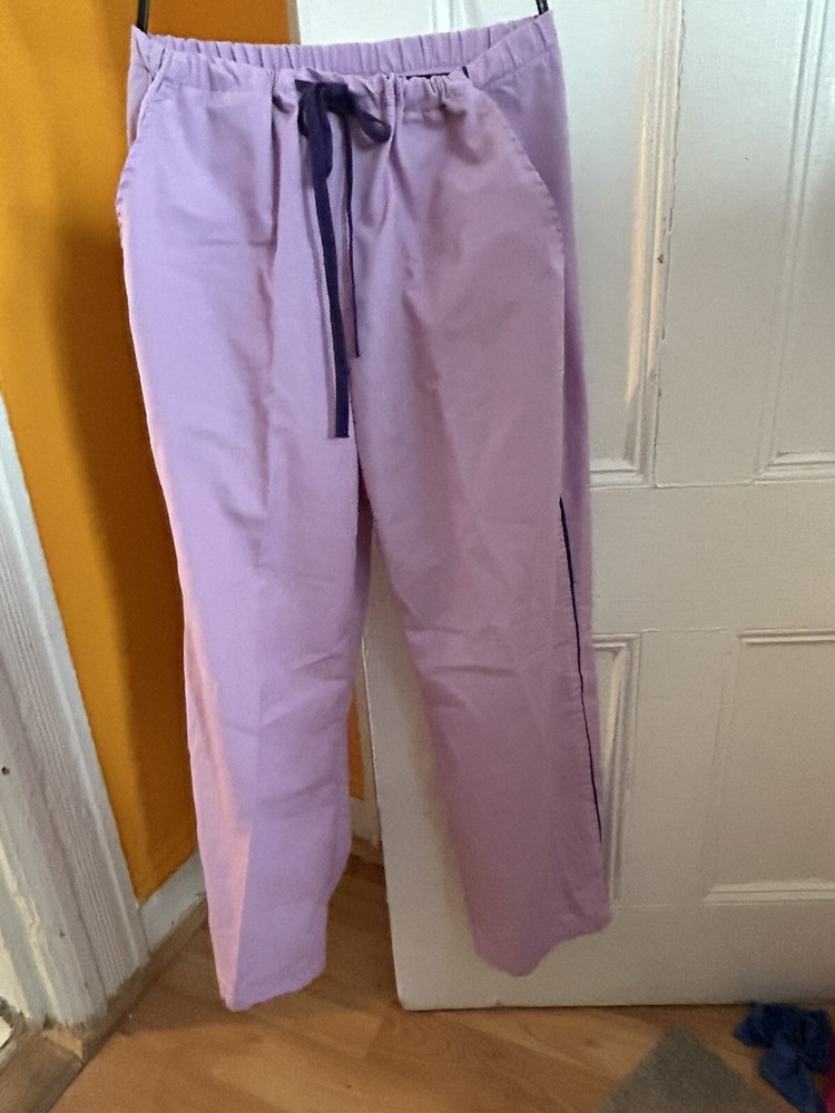 womens scrub set size small