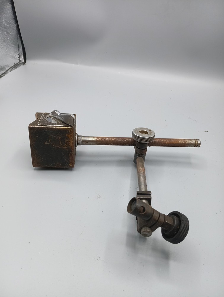 Used Enco Magnetic Indicator Holder.