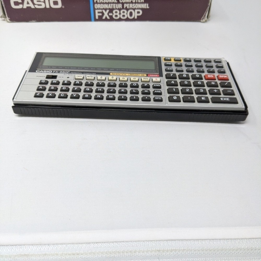 CASIO FX-880P Personal Computer Calculator 116 lib 32k Basic - Works (Vintage)