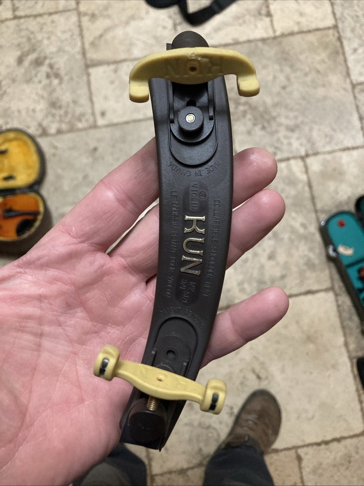 Kun Collapsible Shoulder Rest