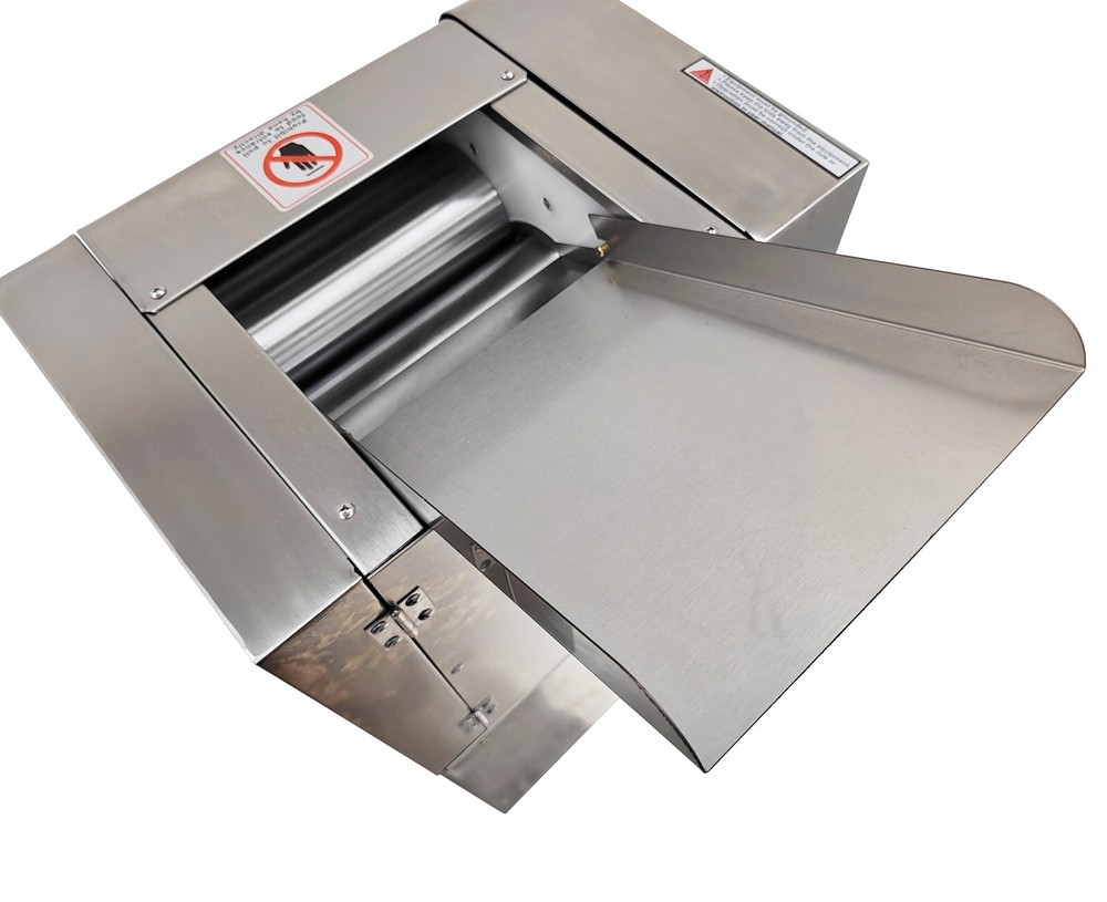 Pasta Maker & Roller Machine Noodle Maker Machine 1.5mm,2mm Blade Cutter 110V