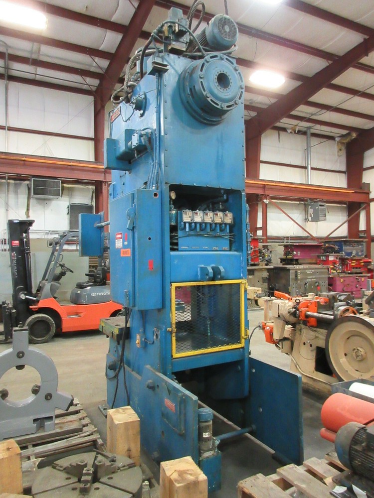 NIAGARA E SERIES 90 TON OBI PRESS