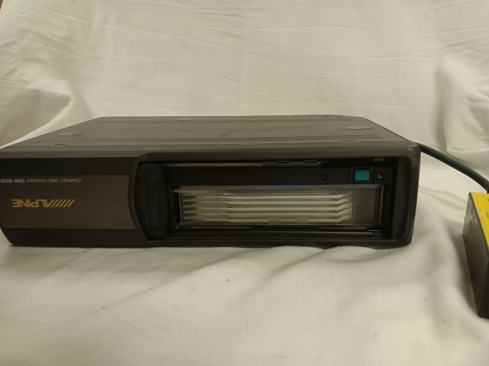 CHM-S630 *Read Description* Alpine Disc CD Changer