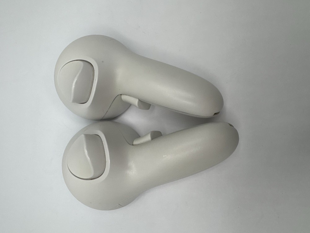 Meta Quest 3/3S VR Left & Right Pair of Controllers