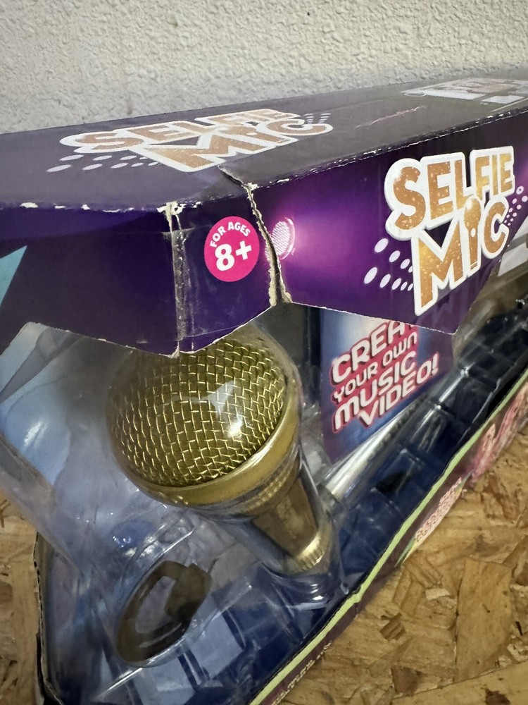 Selfie Mic Karaoke Music Set Star Maker Sing Record Share Extendable Stick Ph