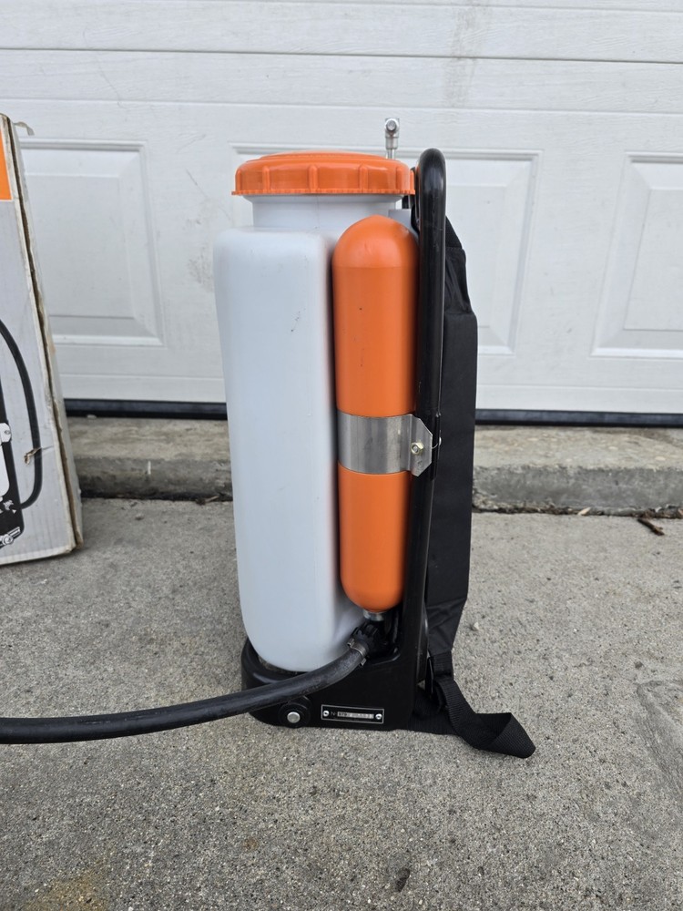 Stihl SG 20 Back Pack Sprayer Manual Pump Nice Condition