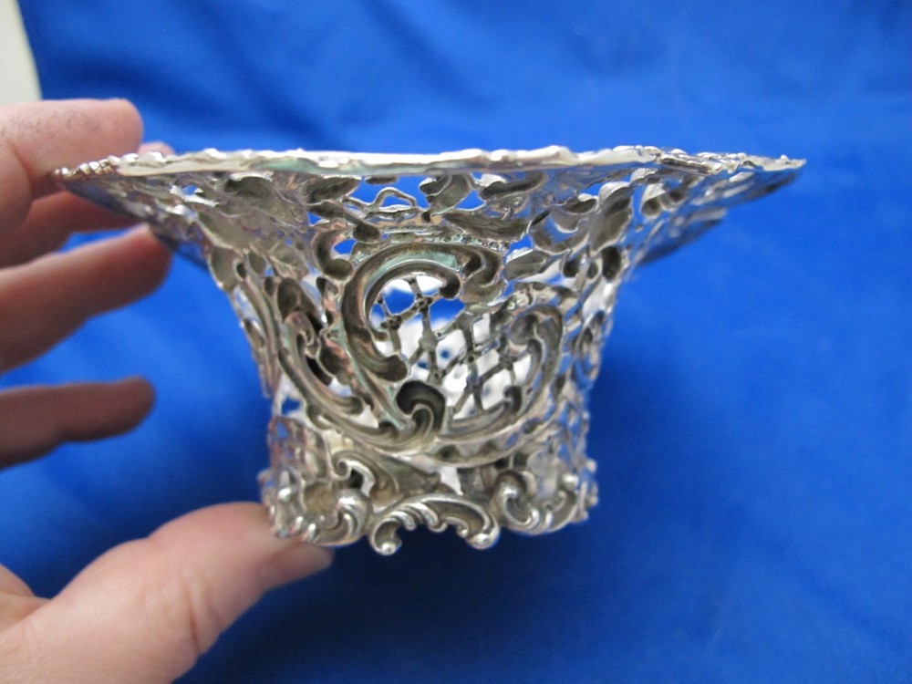 Nice Small VICTORIAN Sterling PIERCED SWING HANDLE BASKET-Repousse Scrolls