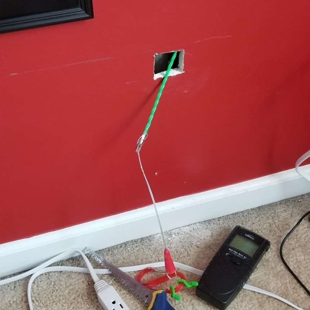 Flexible 49FT Fish Tape Wire Puller with Fastener for Efficient Wiring Tasks