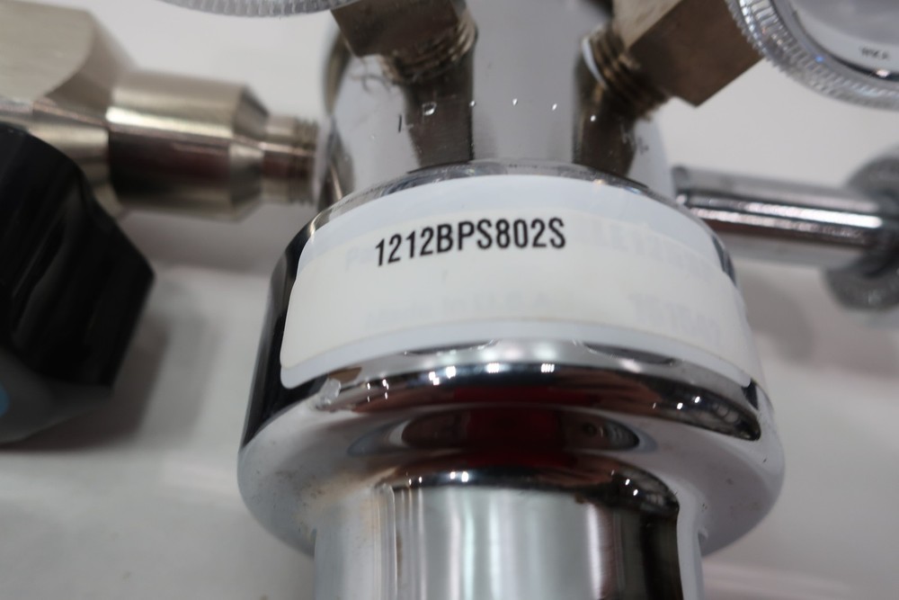 Air Liquide 1212BPS802S Gas Regulator