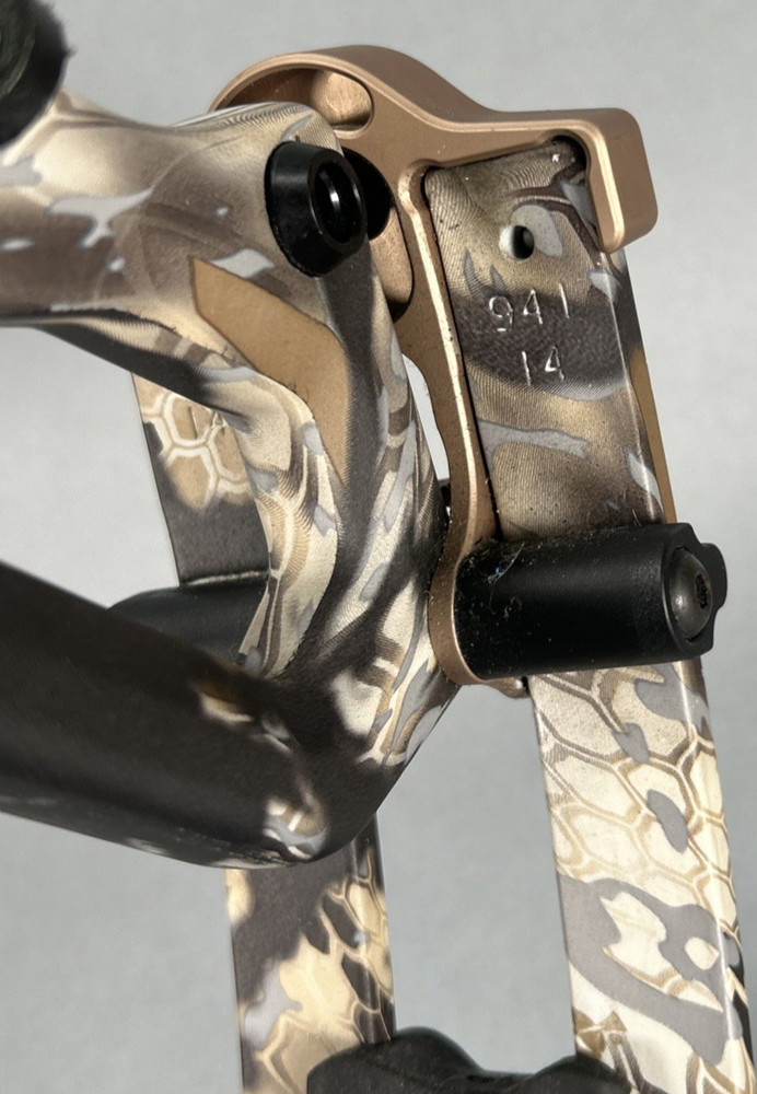 PSE Bow Mach 34 EC2 - Right Hand - W/Extras