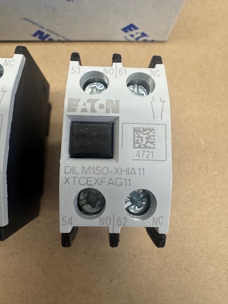 Eaton DILA-XHI20 Auxiliary Contact Module, 2 Pole (4 Pack) *NEW*