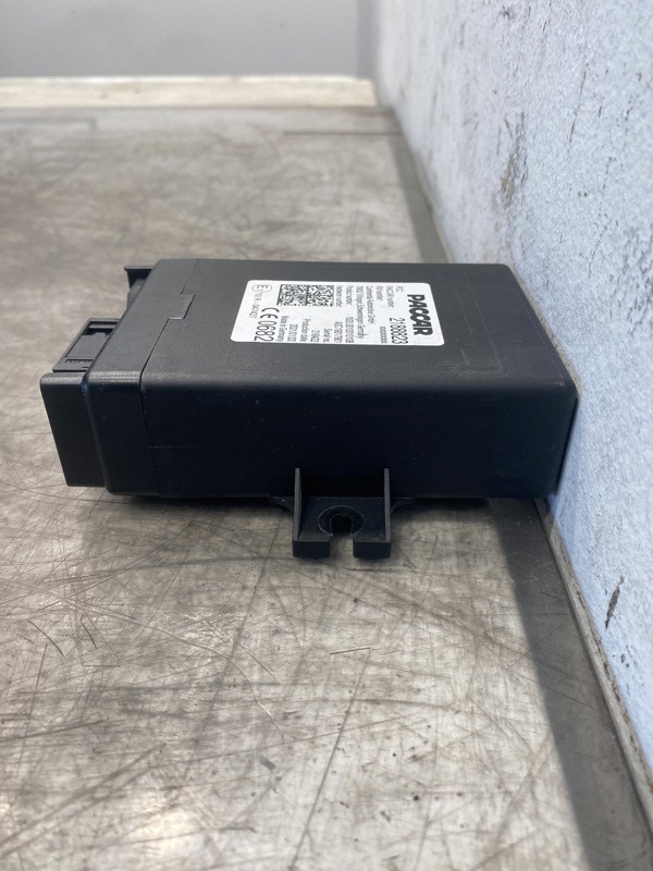 2022 Peterbilt 579 Cab Module 2188823 (650-11201)
