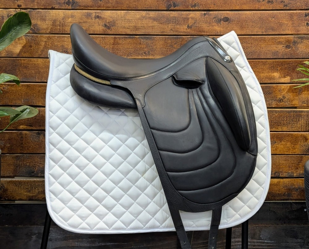 18" Devoucoux Makila Harmonie 2A (2023) *Full Buffalo Leather*Pro Panels*