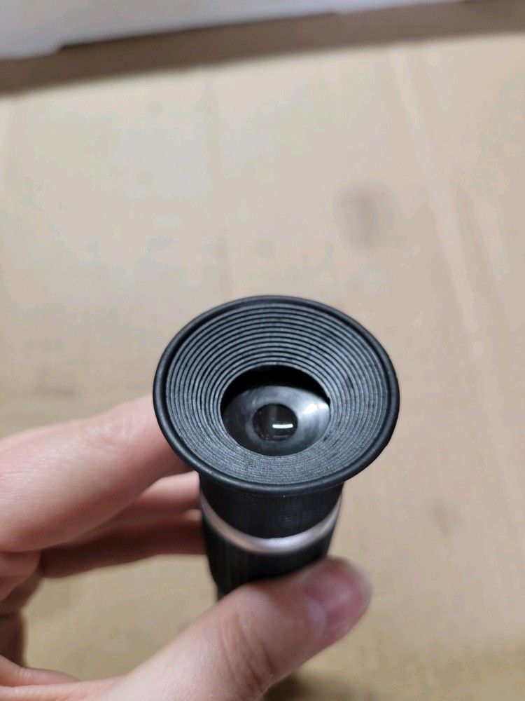 Hand/Portable Refractometer (Features ATC)