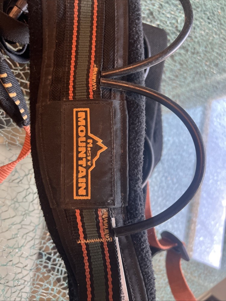 Misty Mountain Climbing Harness Size M